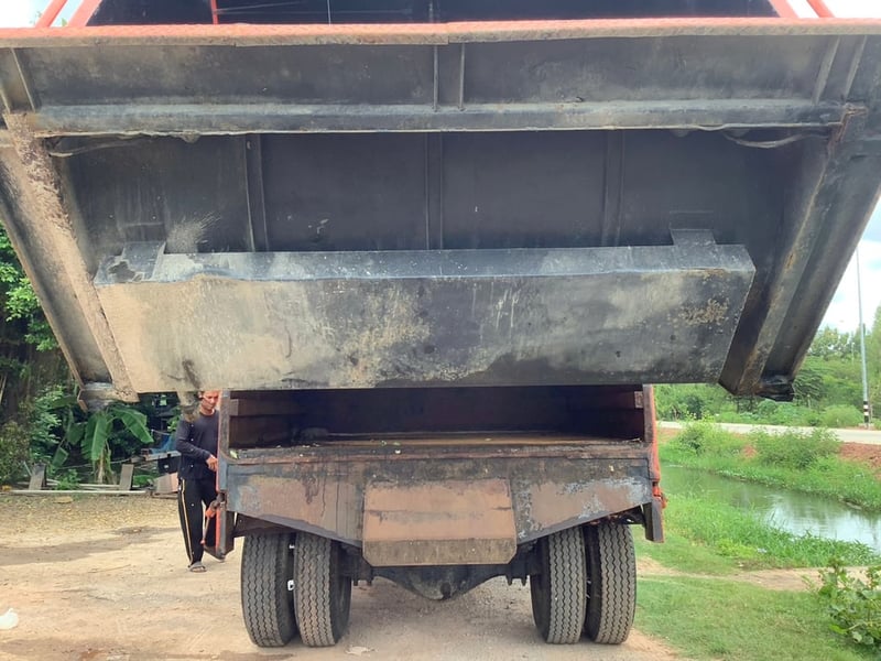 มิตซู6ล้อไอ้หลงFK457 รถขยะ