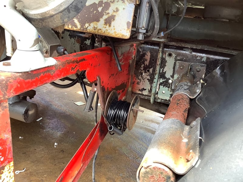 ISUZU FTR 195แรงม้า รถบรรทุก 6ล้อ บรรทุกของเหลว ปี1998