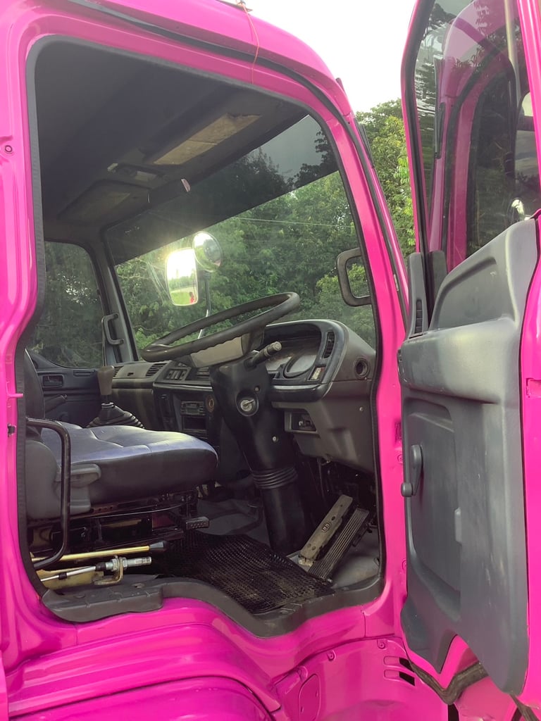 ISUZU FTR 200แรงม้า รถบรรทุก 6ล้อ บรรทุกน้ำ ปี2005 ISUZU FTR 200แรงม้า รถบรรทุก 6ล้อ บรรทุกน้ำ ปี2005