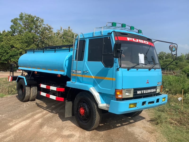 MITSUBISHI FUSO FK 195แรงม้า  รถน้ำ ปี49