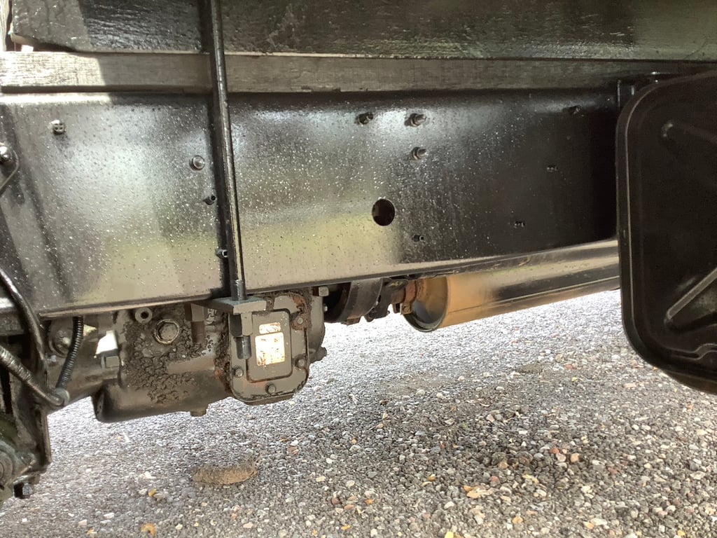 HINO FC 150แรงม้า รถบรรทุก 6ล้อ กระบะเหล็ก ปี2004 HINO FC 150แรงม้า รถบรรทุก 6ล้อ กระบะเหล็ก ปี2004