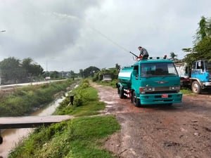 รถน้ำ Hino 6ล้อ FC120 ปี39