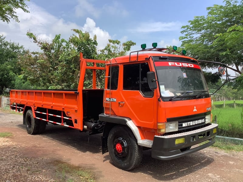 มิตซู6ล้อ FK457(เบรคใหญ๋ผ้าบุ๋ม) 225เเรง ยูโร2 ปี45