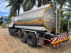 รถบรรทุกน้ำ ISUZU 10ล้อ เดก้า เพลาเดียว รถบรรทุกน้ำ ISUZU 10ล้อ เดก้า เพลาเดียว