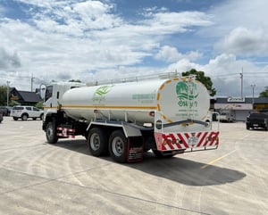 รถน้ำ  เพลาเดียว  FVM 240 คลัซซี MT  ปี66