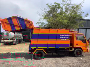 รถขยะ  NKR 130เเรง ปี50