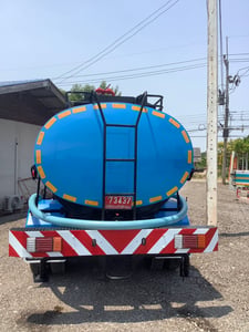  FRR 210แรง ยูโร3  รถน้ำ ปี53