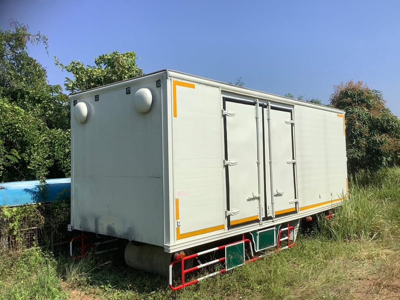 ตู้สามบานสวยๆ  ตู้แห้ง 4 บานเมก้า กยส 2.35x5.6x2.2 ครัชซี  82