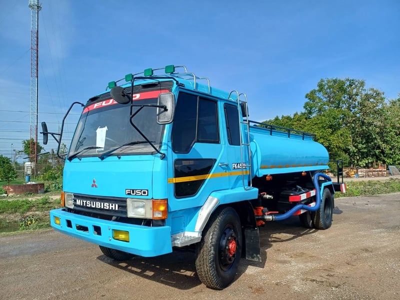 MITSUBISHI FUSO FK 195แรงม้า  รถน้ำ ปี49