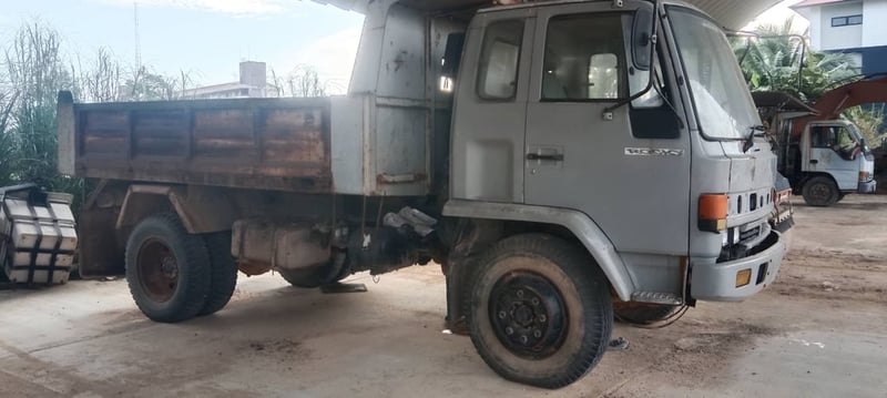 ISUZU FTR 160แรงม้า รถบรรทุก 6ล้อ ดั้มพ์ ปี2000  เบรคลม