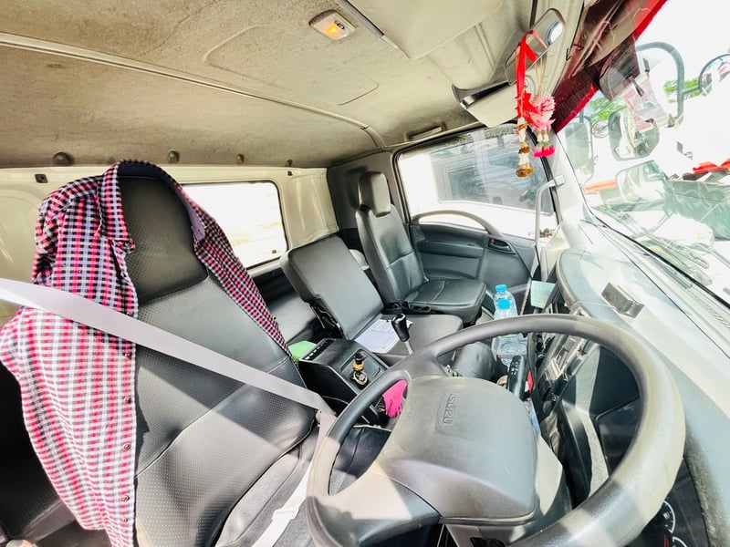 ISUZU FXZ 320แรงม้า รถบรรทุก 10ล้อ โม่ผสมปูน ปี2019 ISUZU FXZ 320แรงม้า รถบรรทุก 10ล้อ โม่ผสมปูน ปี2019