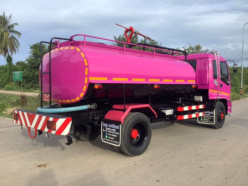 ISUZU FTR 200แรงม้า รถบรรทุก 6ล้อ บรรทุกน้ำ ปี2005 ISUZU FTR 200แรงม้า รถบรรทุก 6ล้อ บรรทุกน้ำ ปี2005