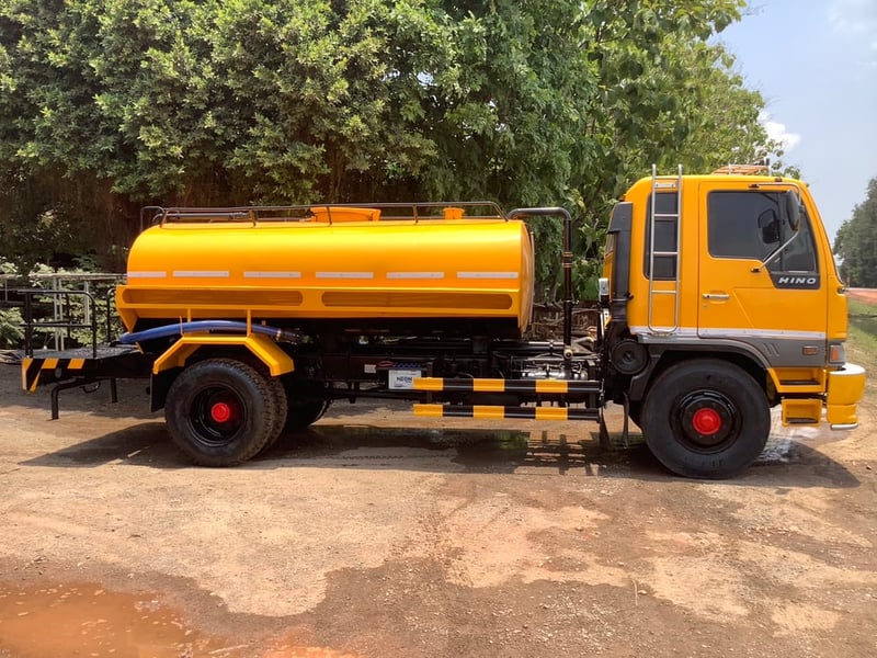 HINO 6ล้อ (รุ่นFF3H) 195เเรง ปี38