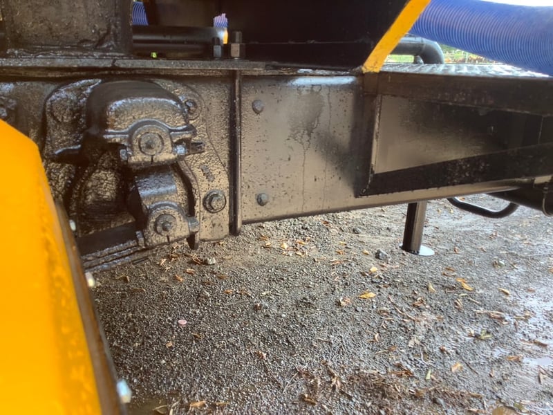 HINO 6ล้อ (รุ่นFF3H) 195เเรง ปี38