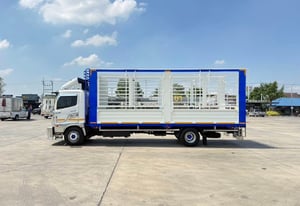 HINO FC 210แรงม้าb กระบะเหล็กเปิดข้าง  ปี 63