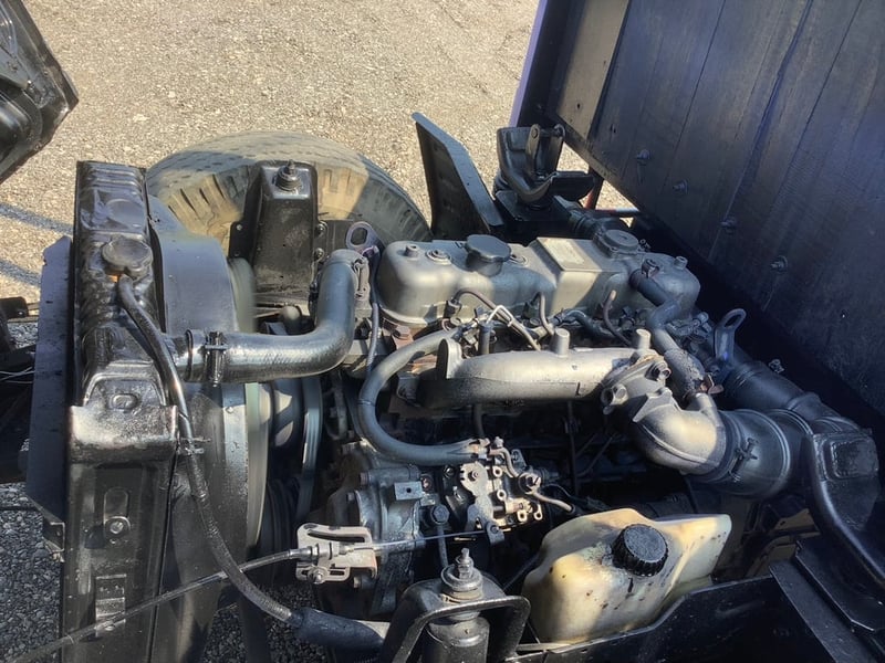 ISUZU NKR  88แรงม้า  กระบะเหล็ก ปี37