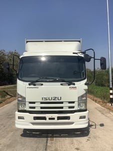 ISUZU FRR รถบรรทุก 6ล้อ กระบะเลส ปี2017 ISUZU FRR รถบรรทุก 6ล้อ กระบะเลส ปี2017