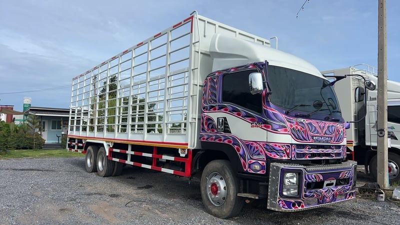 ISUZU FVM 240แรงม้า รถบรรทุก 10ล้อ กระบะคอกสูง ปี2018 คอกไก่ ยาว 9.8 เมตร