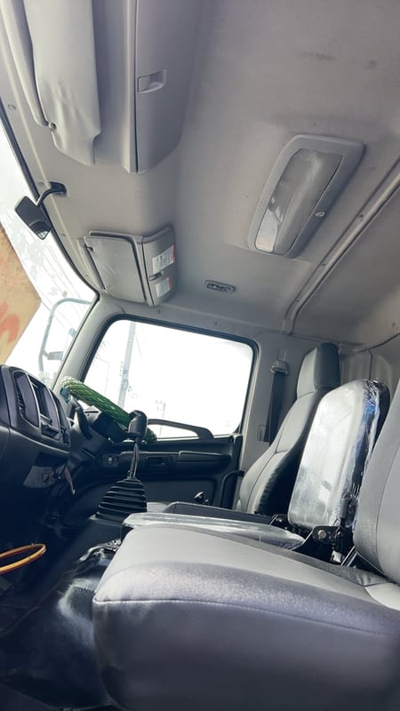 ISUZU FVM 240แรงม้า รถบรรทุก 10ล้อ กระบะคอกสูง ปี2018 คอกไก่ ยาว 9.8 เมตร ISUZU FVM 240แรงม้า รถบรรทุก 10ล้อ กระบะคอกสูง ปี2018 คอกไก่ ยาว 9.8 เมตร