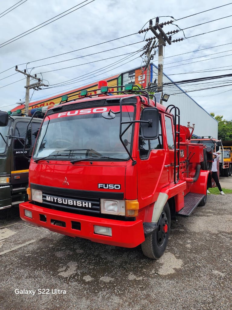 MITSUBISHI FUSO fl 150แรงม้า รถบรรทุก 6ล้อ รถดับเพลิง ปี1997 เลขไมล์น้อยกว่า 10,000 กม.