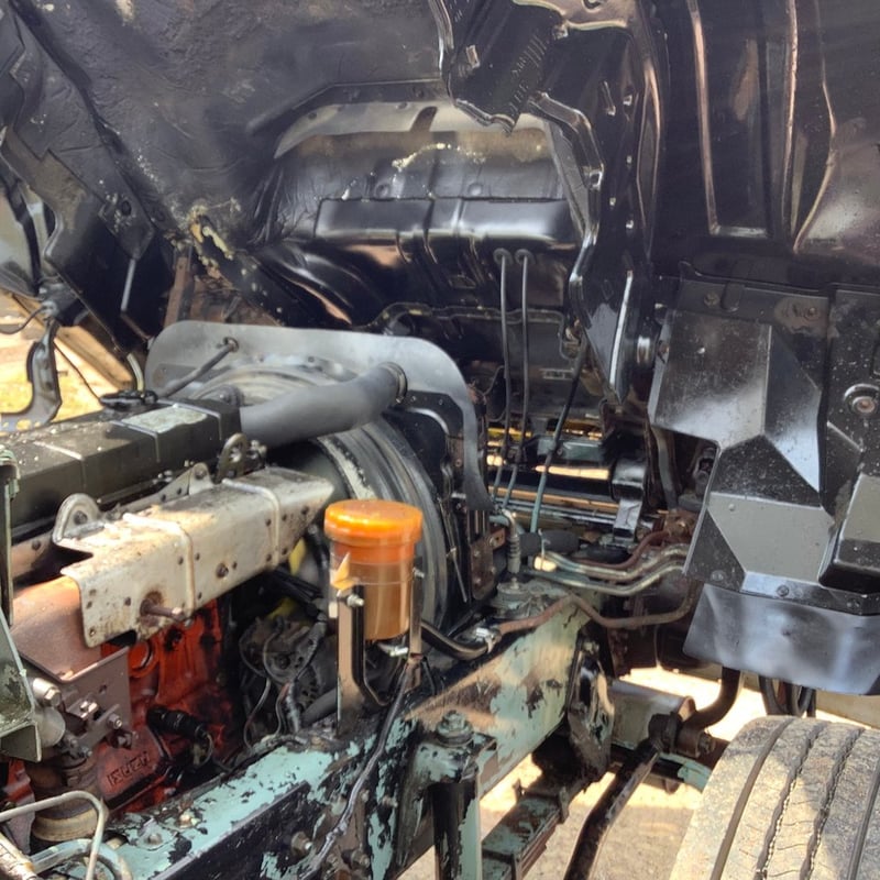 ISUZU FTR 195แรงม้า รถบรรทุก 6ล้อ บรรทุกของเหลว ปี1998