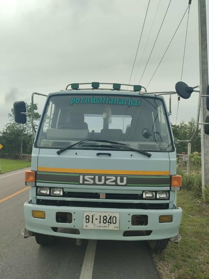 ISUZU FTR 195แรงม้า รถบรรทุก 6ล้อ พื้นเรียบ ปี1999