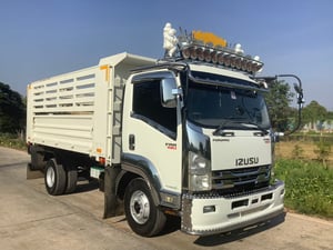 ISUZU FRR 190แรงม้า 6ล้อ ดั้มพ์ ปี2016 ISUZU FRR 190แรงม้า 6ล้อ ดั้มพ์ ปี2016
