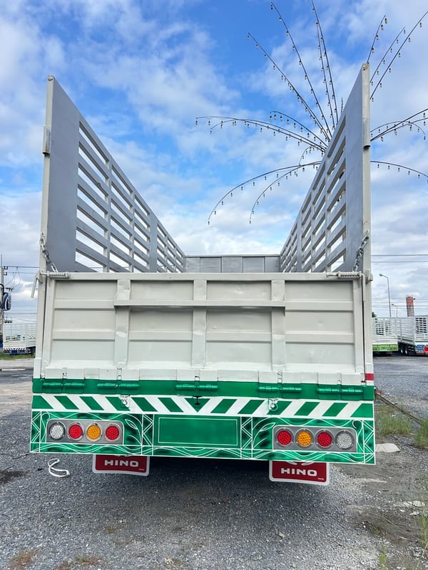 HINO FM รถบรรทุก 10ล้อ กระบะคอกสูง ปี2006 HINO FM รถบรรทุก 10ล้อ กระบะคอกสูง ปี2006