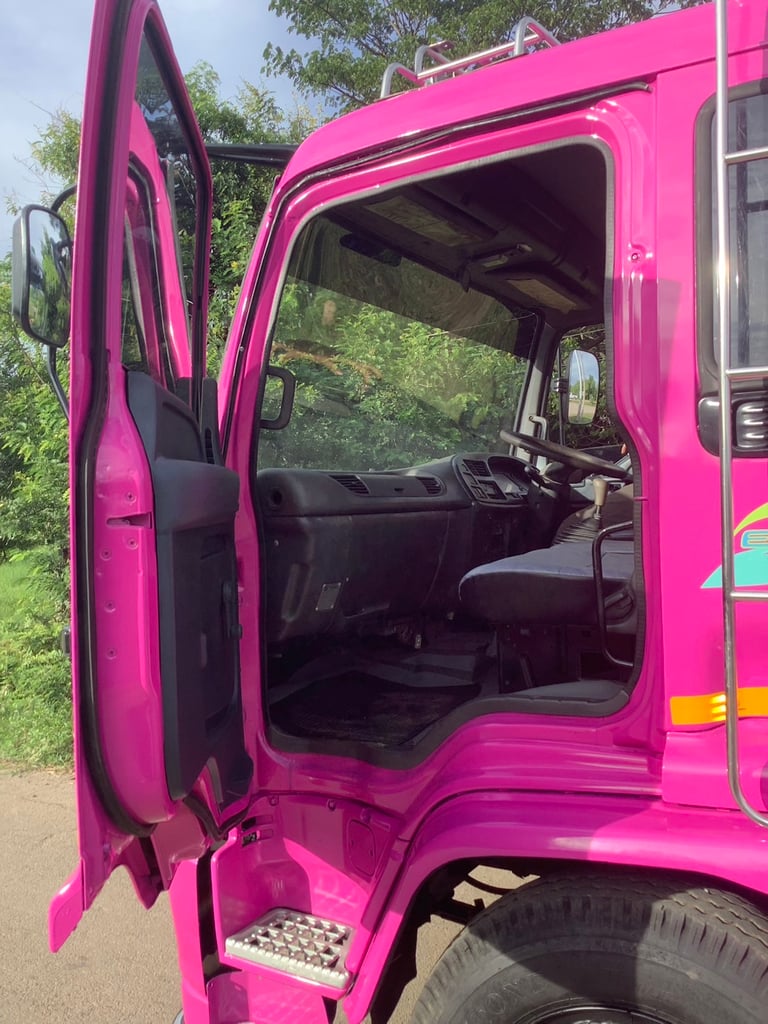 ISUZU FTR 200แรงม้า รถบรรทุก 6ล้อ บรรทุกน้ำ ปี2005 ISUZU FTR 200แรงม้า รถบรรทุก 6ล้อ บรรทุกน้ำ ปี2005