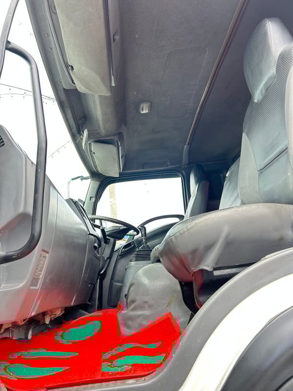 ISUZU FVM 240แรงม้า รถบรรทุก 10ล้อ ตู้แห้ง ปี2014