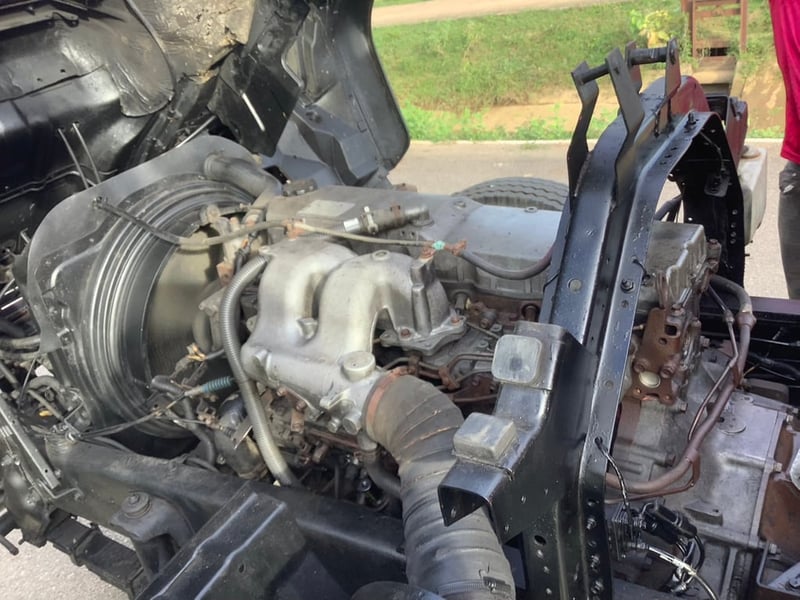 ISUZU FTR 200แรงม้า รถบรรทุก 6ล้อ บรรทุกน้ำ ปี2005 ISUZU FTR 200แรงม้า รถบรรทุก 6ล้อ บรรทุกน้ำ ปี2005