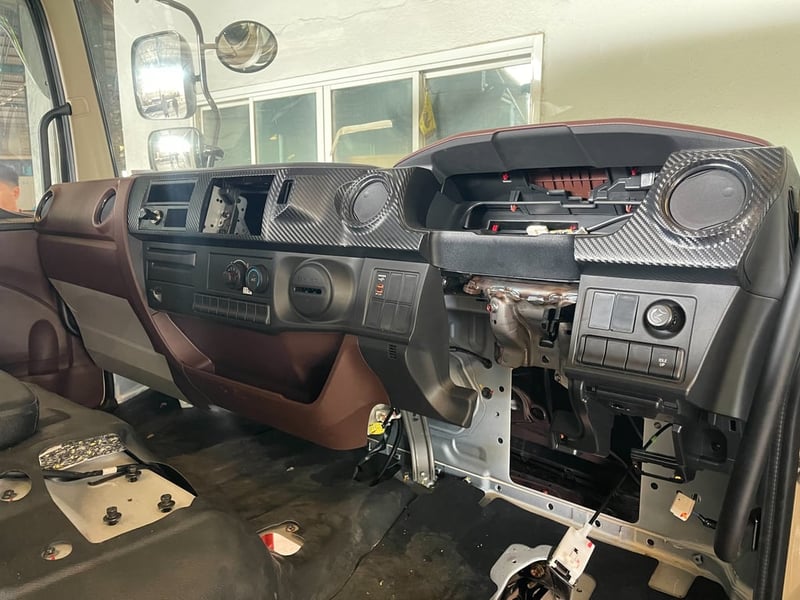 ขายเฉพาะหัวห้างป้ายเเดงราคาถูก Hino fc9j ขายเฉพาะหัวห้างป้ายเเดงราคาถูก Hino fc9j