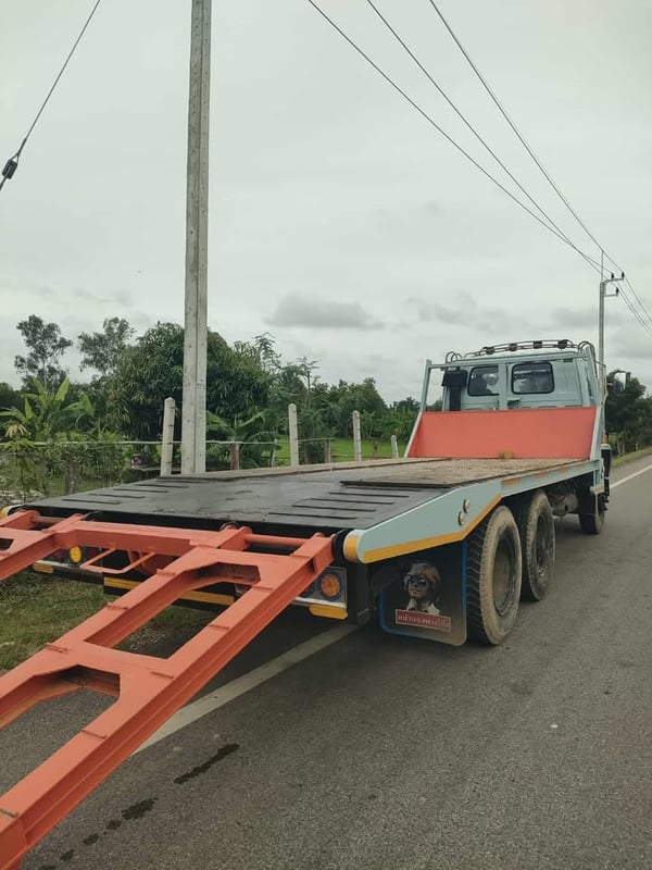 ISUZU FTR 195แรงม้า รถบรรทุก 6ล้อ พื้นเรียบ ปี1999