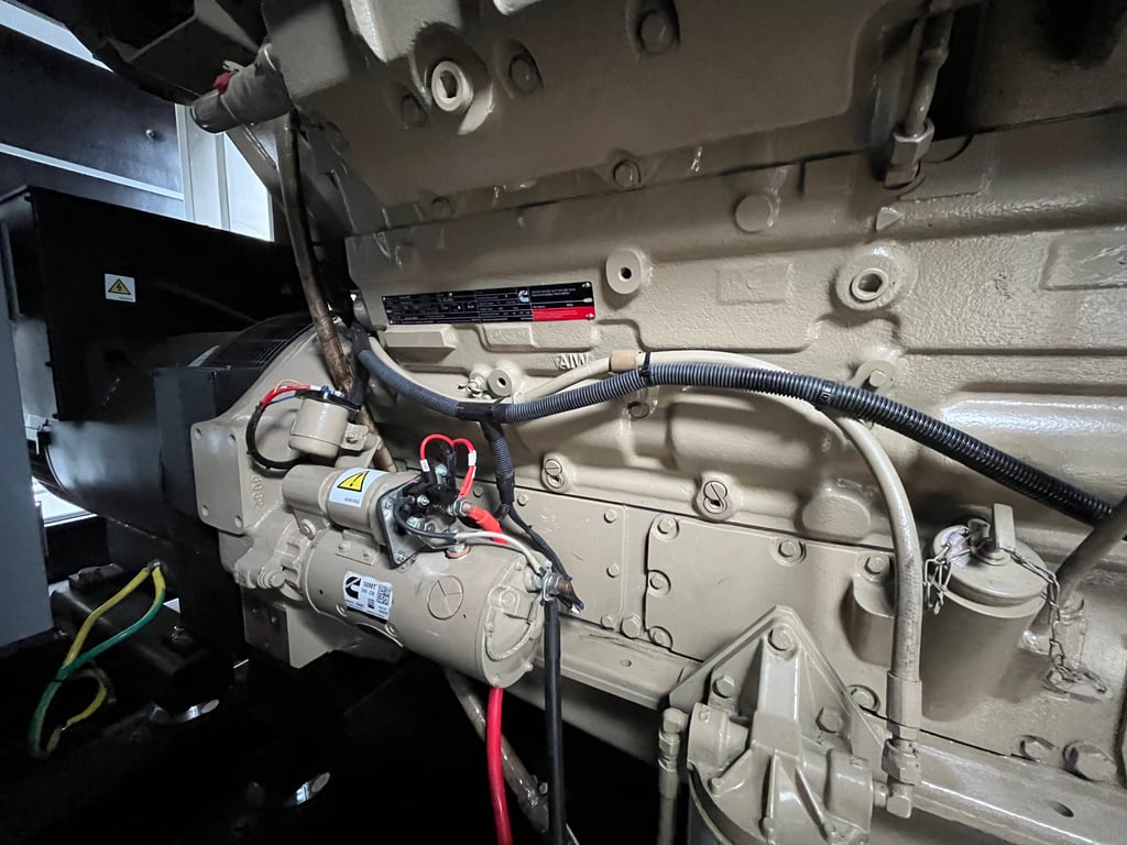 เครื่องปั่นไฟ คัมมิ่น TU700T  ใหม่ 190 ชม