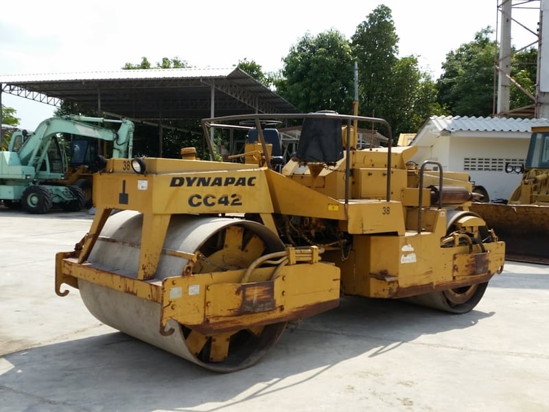 ขายรถบดอัดสั่นสะเทือน 10 ตัน DYNAPAC CC42A นำเข้าจาก USA แท้ 100% สภาพสวย ขายรถบดอัดสั่นสะเทือน 10 ตัน DYNAPAC CC42A นำเข้าจาก USA แท้ 100% สภาพสวย
