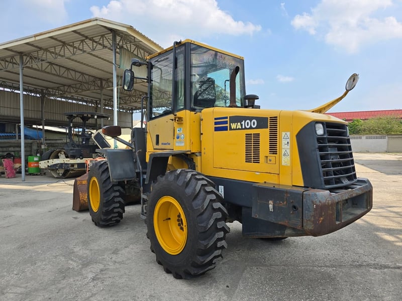 รถตักล้อยาง ยี่ห้อ KOMATSU WA100-5 ซีเรียลสูง นำเข้าจากญี่ปุ่นแท้ 100เปอร์เซ็นต์ สภาพสวย ไม่เคยใช้งานในไทย รถตักล้อยาง ยี่ห้อ KOMATSU WA100-5 ซีเรียลสูง นำเข้าจากญี่ปุ่นแท้ 100เปอร์เซ็นต์ สภาพสวย ไม่เคยใช้งานในไทย