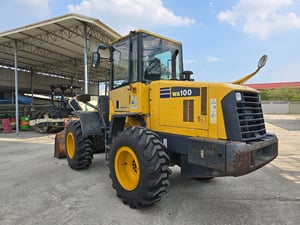 ราคาพิเศษ รถตักล้อยาง ยี่ห้อ KOMATSU WA100-5 ซีเรียลสูง นำเข้าจากญี่ปุ่นแท้ 100เปอร์เซ็นต์ สภาพสวย ไม่เคยใช้งานในไทย