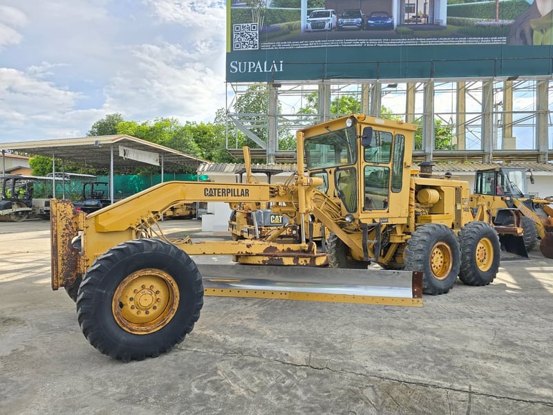 รถเกรด Caterpillar 140G นำเข้าจาก USA แท้ Serial สูง 72V165xx สภาพสวย พร้อม Ripper หลัง ไม่เคยใช้งานในไทย เอกสารครบ