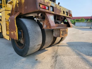 ขายรถบดล้อยางอัดสั่นสะเทือน 7 ล้อยาง ยี่ห้อ SAKAI GW750 นำเข้าจากต่างประเทศ ไม่เคยใช้งานในไทย ขายรถบดล้อยางอัดสั่นสะเทือน 7 ล้อยาง ยี่ห้อ SAKAI GW750 นำเข้าจากต่างประเทศ ไม่เคยใช้งานในไทย