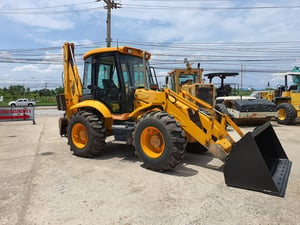 รถตักหน้าขุดหลัง JCB 215S รุ่นยอดนิยม สภาพสวย นำเข้าจากประเทศสหรัฐอเมริกา 2 เพลา รถนอกเเท้ ไม่เคยใช้งานในไทย