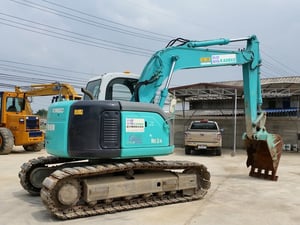ขายรถขุด KOBELCO SK115SR ปี 2004 นำเข้าจากญี่ปุ่นแท้ 100เปอร์เซ็นต์ ไม่เคยใช้งานในไทย