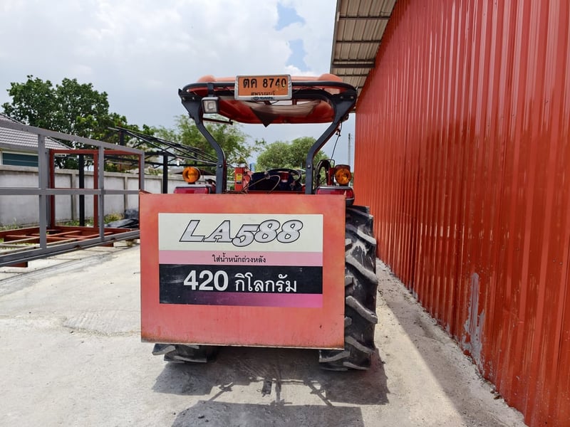 รถตักคูโบต้าบุ้งกี่ 0.5 คิวสภาพพร้อมใช้งาน