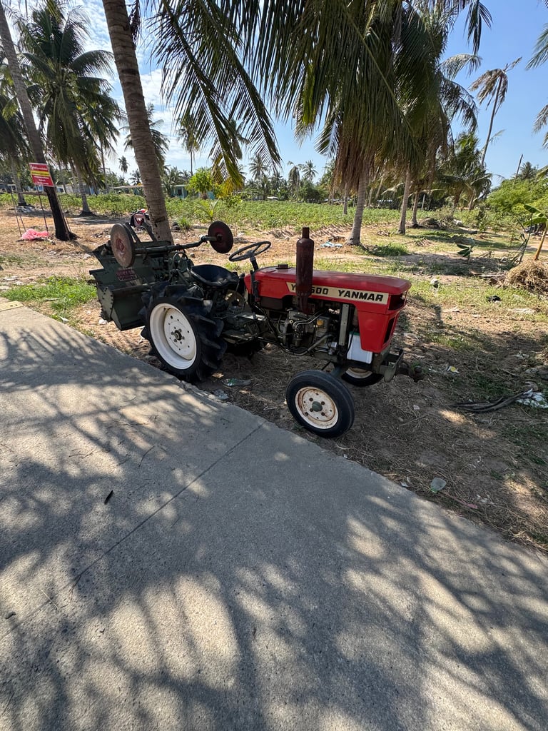 ขายรถไถ่ ขายรถไถ่