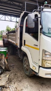 ISUZU FRR 190แรงม้า รถบรรทุก 6ล้อ ดั้มพ์ ปี2015 เลขไมล์ 160,000 กม. รถบ้านปายแดงมือเดียว เจ้าของขายเอง ISUZU FRR 190แรงม้า รถบรรทุก 6ล้อ ดั้มพ์ ปี2015 เลขไมล์ 160,000 กม. รถบ้านปายแดงมือเดียว เจ้าของขายเอง