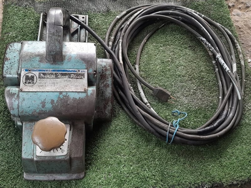 กบไฟฟ้า 5 นิ้ว MAKITA รุ่น 1700-B ญี่ปุ่นรุ่นเก่า