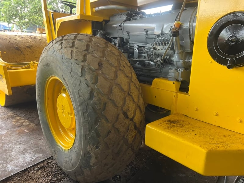 ขายรถบดBOMAG BW212D-2เป็น2เพลา เอกสารเล่มทะเบียน ราคา390,000฿โทร0867379991อ๊อฟ พิจิตร ขายรถบดBOMAG BW212D-2เป็น2เพลา เอกสารเล่มทะเบียน ราคา390,000฿โทร0867379991อ๊อฟ พิจิตร