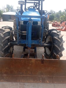 ขายรถไถNEWHOLLAND TD95D PLUS98แรงม้าปี57เป็น 2เพลามีใบดัน ผลาน7เอกสารเล่มทะเบียน  ราคา450,000฿โทร0867379991อ๊อฟ พิตร 