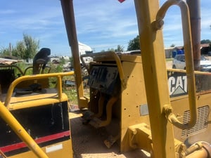 ขายเเทรกเตอร์CAT D5Cตีนไก่ เอกสารเล่มทะเบียน ราคา480,000฿โทร0867379991อ๊อฟ พิจิตร ขายเเทรกเตอร์CAT D5Cตีนไก่ เอกสารเล่มทะเบียน ราคา480,000฿โทร0867379991อ๊อฟ พิจิตร