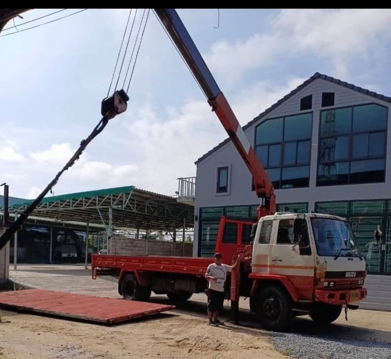 ขาย6ล้อติดเฮียบ4.30ตัน ยาว7.20พร้อมใช้ราคา350,000฿โทร0867379991อ๊อฟ พิจิตร 