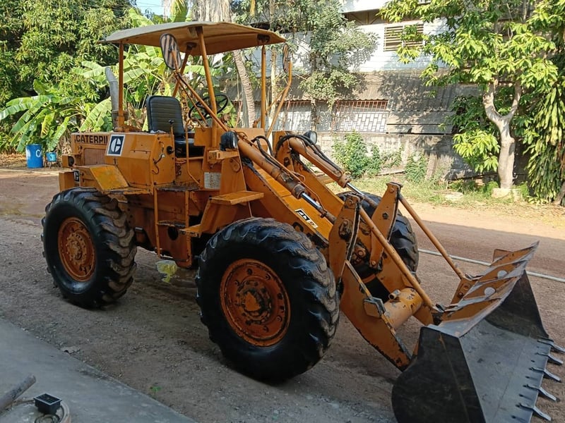 ขายรถตักCAT910พร้อมใช้ ราคา350,000฿โทร0867379991อ๊อฟ พิจิตร 